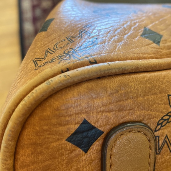 MCM Medium Liz Reversible Visetos Shopper - Picture 8 of 15